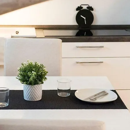 Altido White Attic In Como Center Apartment